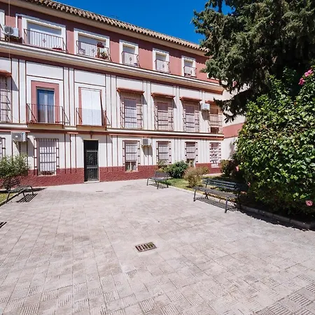 Sevillano Apto En Centro Cerca De Santa Justa Siviglia